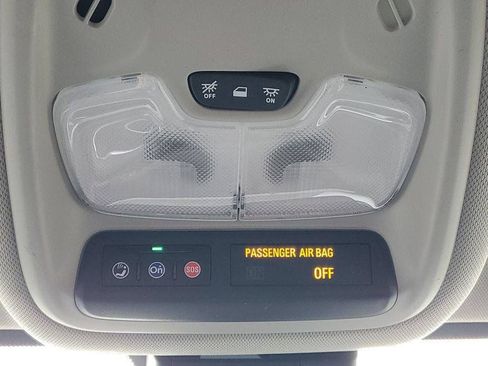 Used 2024 Buick Encore GX Preferred FWD image 19