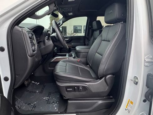 Used 2023 Chevrolet Silverado 3500 High Country image 18