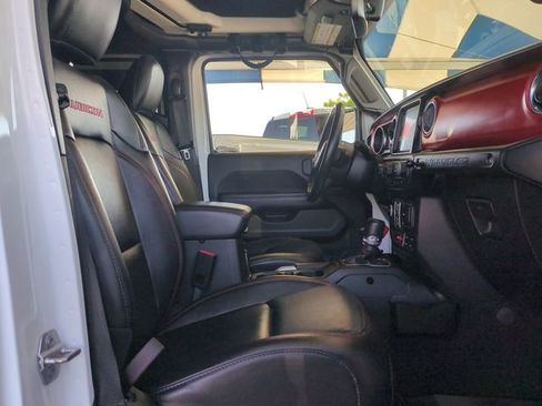 Used 2018 Jeep Wrangler Unlimited Rubicon AWD/4WD image 35