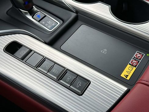 Used 2025 Lexus LX 700h F Sport image 29