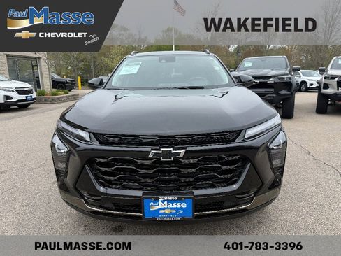 Used 2025 Chevrolet Trax ACTIV w/ Driver Confidence Package FWD image 2