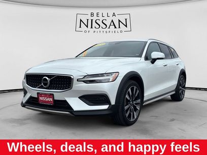 Used 2020 Volvo V60 T5 Cross Country w/ Protection Package Premier