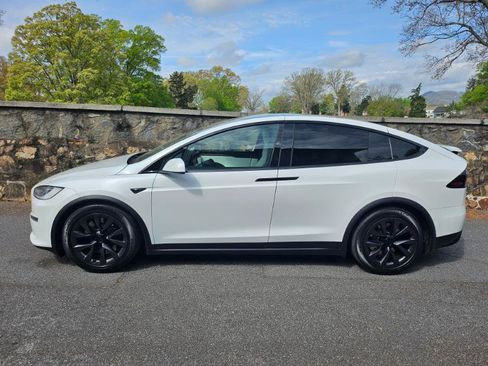 Used 2023 Tesla Model X AWD/4WD image 8