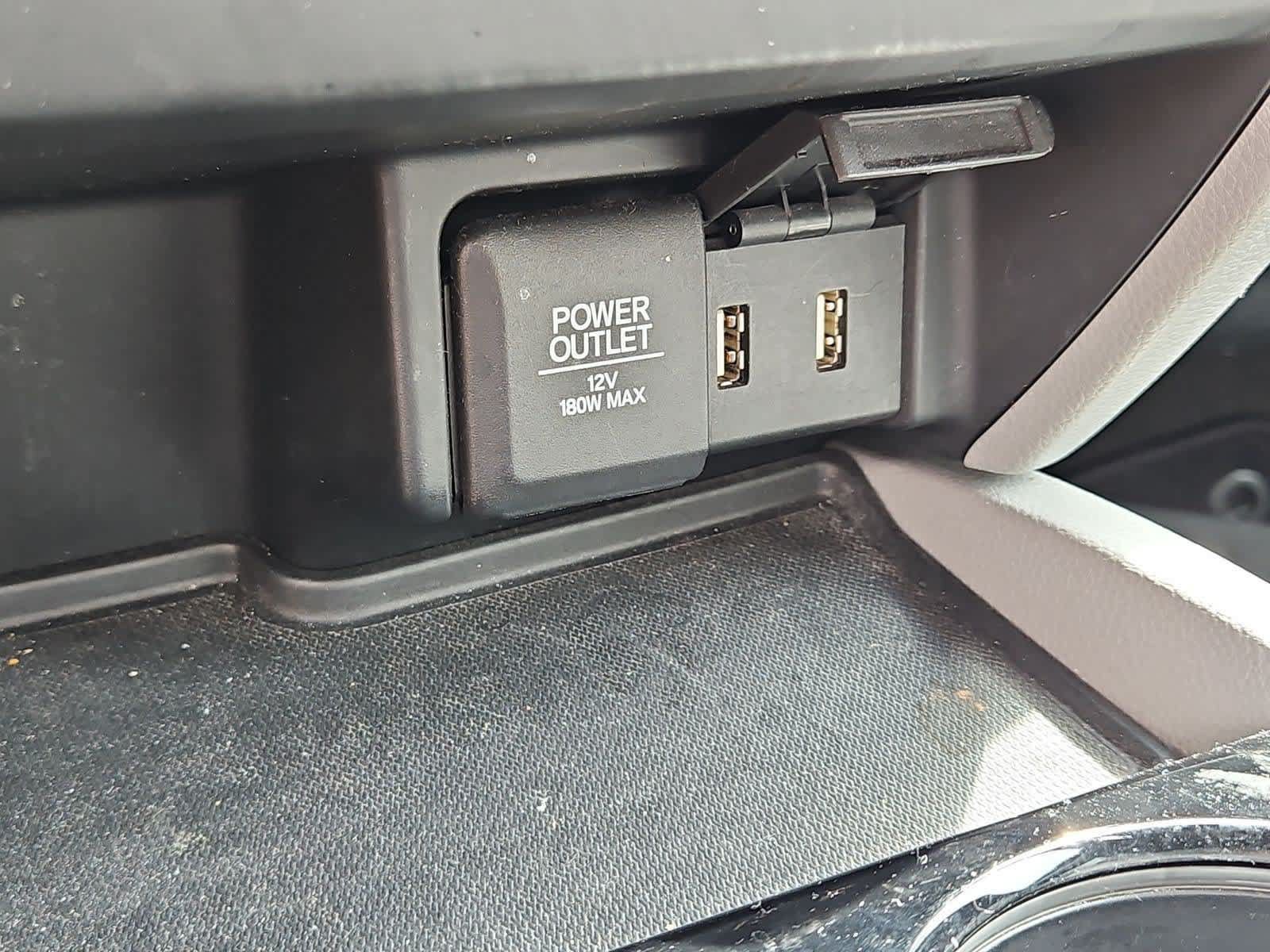 Used 2017 Honda Pilot Touring image 31