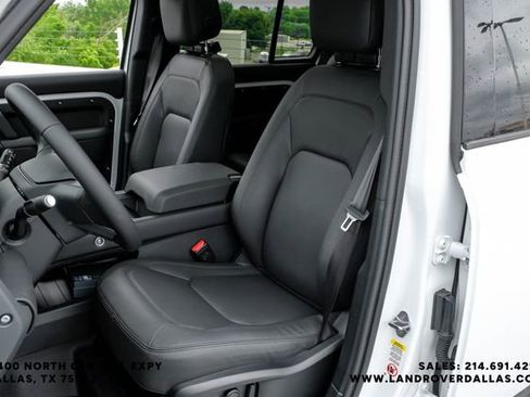 New 2026 Land Rover Defender 110 X-Dynamic SE AWD/4WD image 36