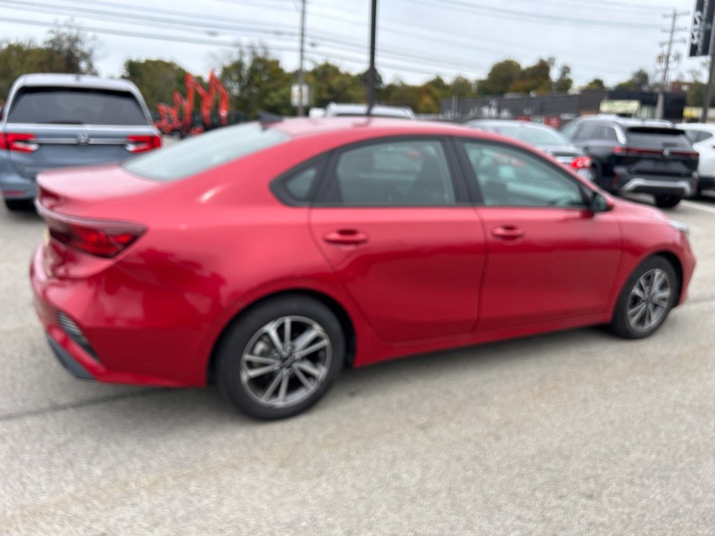 Certified 2024 Kia Forte LXS FWD image 7