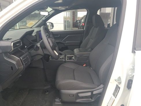 Used 2025 Toyota 4Runner SR5 image 16