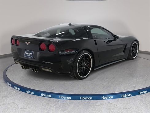 Used 2005 Chevrolet Corvette Coupe w/ Preferred Equipment Group image 7