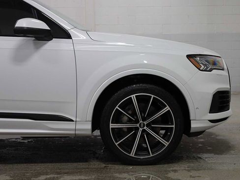 Used 2023 Audi Q7 Premium Plus w/ Premium Plus Package image 11