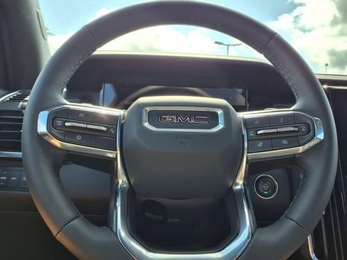 New 2026 GMC Acadia Elevation w/ Black Edition AWD/4WD image 17
