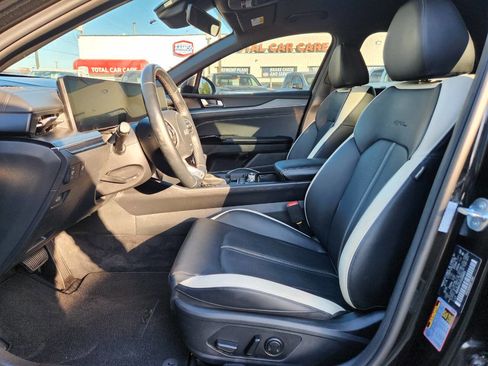 Used 2025 Kia K5 GT-Line AWD/4WD image 11