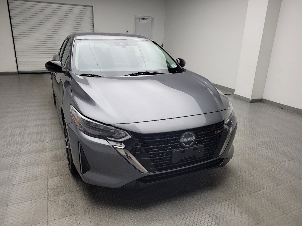 Used 2025 Nissan Sentra SR FWD image 14