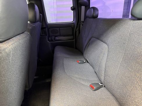 Used 2002 Chevrolet Silverado 1500 Base image 13
