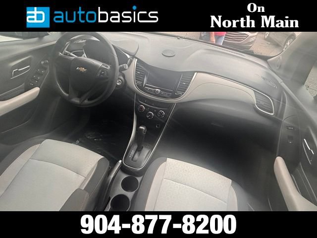 Used 2017 Chevrolet Trax LS FWD image 18