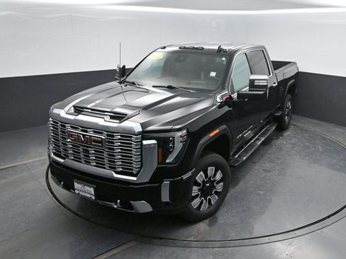 Used 2024 GMC Sierra 2500 Denali w/ Denali Reserve Package image 44