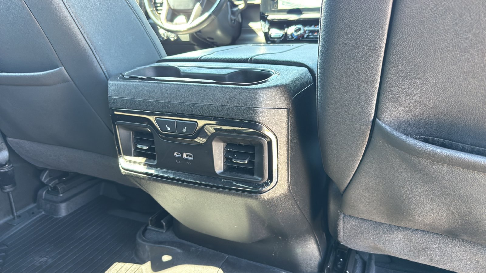 Used 2025 GMC Sierra 2500 AT4 w/ AT4 Premium Plus Package AWD/4WD image 27