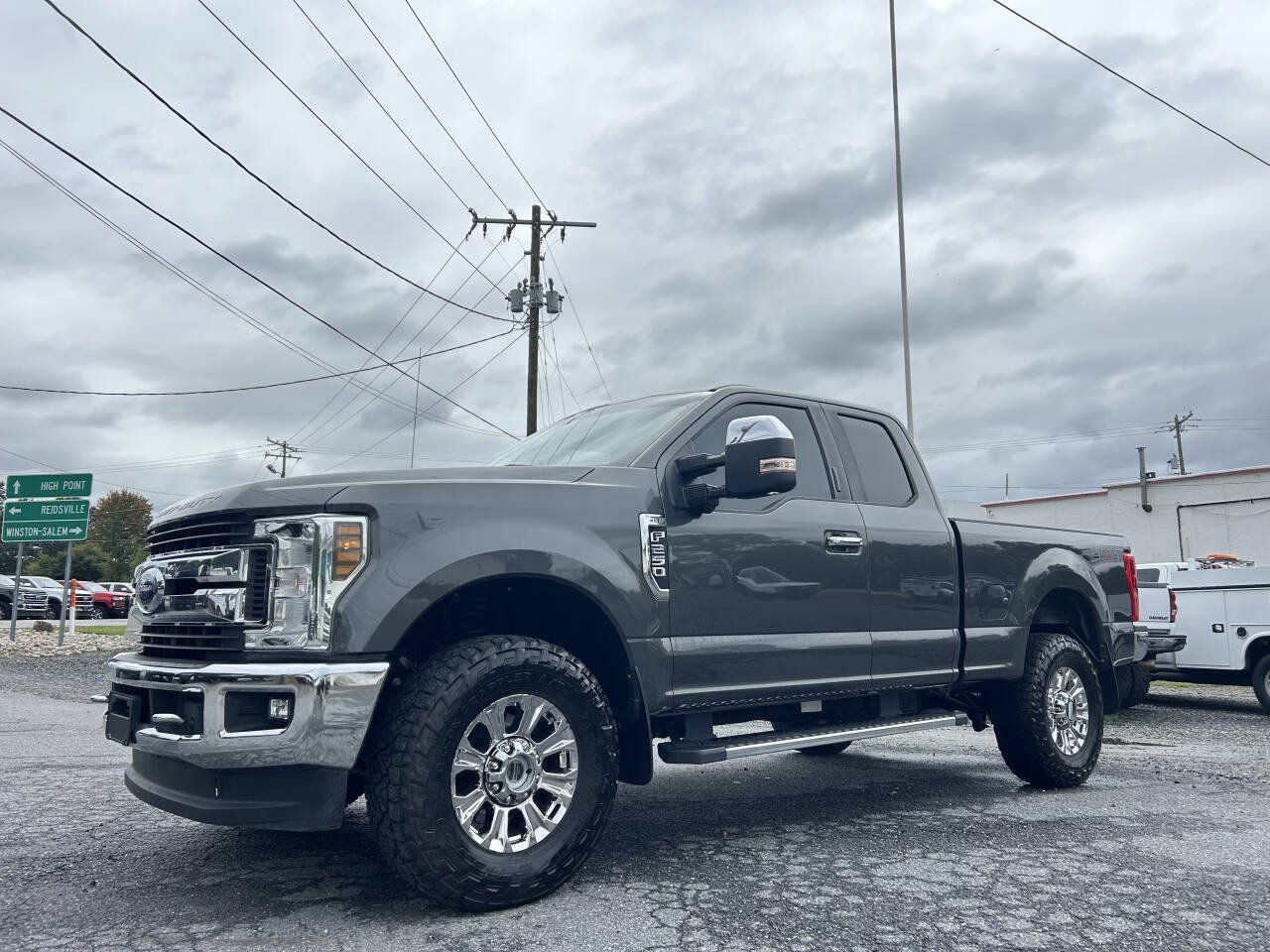 Used 2018 Ford F250 XLT w/ XLT Premium Package AWD/4WD image 1