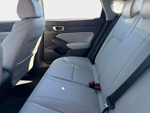 Certified 2025 Acura Integra image 13