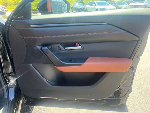 Used 2024 MAZDA CX-50 AWD 2.5 Turbo w/ Cargo Package image 11