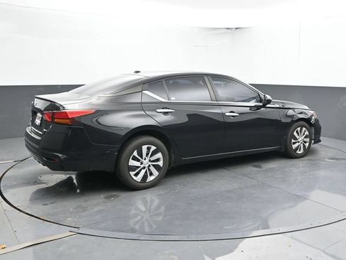 Used 2020 Nissan Altima 2.5 S w/ Driver Assist Package AWD/4WD image 2