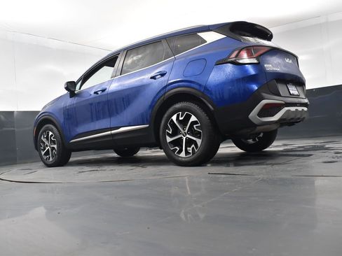 Certified 2023 Kia Sportage EX image 25