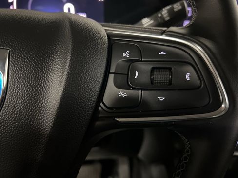 Certified 2024 Buick Encore GX Avenir w/ Avenir Technology Package image 16