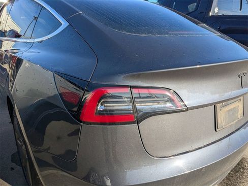 Used 2019 Tesla Model 3 Long Range image 7