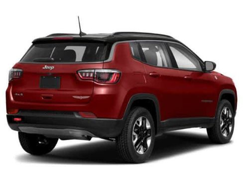Used 2019 Jeep Compass Trailhawk w/ Cold Weather Group AWD/4WD image 1