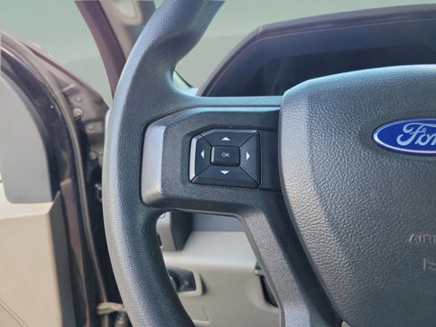 Used 2022 Ford F350 XL w/ Power Equipment Group image 7