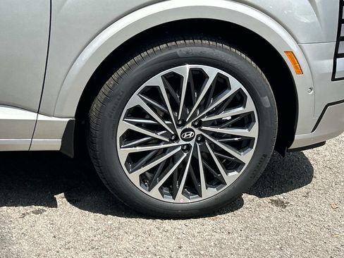 New 2026 Hyundai Palisade Calligraphy FWD image 9