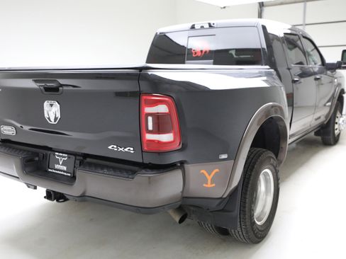 Used 2024 RAM 3500 Limited w/ Safety Group image 5