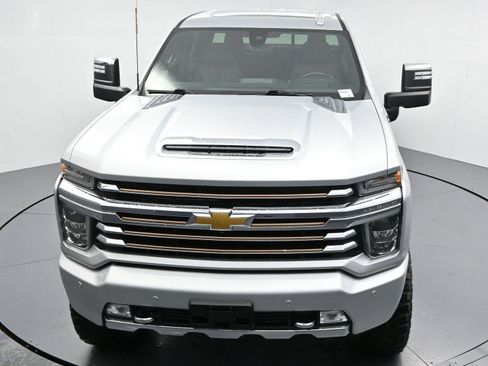 Used 2020 Chevrolet Silverado 2500 High Country w/ Z71 Off-Road Package AWD/4WD image 41