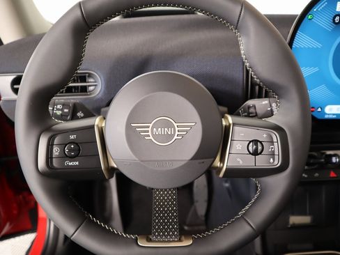 New 2025 MINI Cooper 2-Door Hardtop image 4