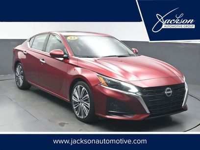Used 2023 Nissan Altima 2.5 SL