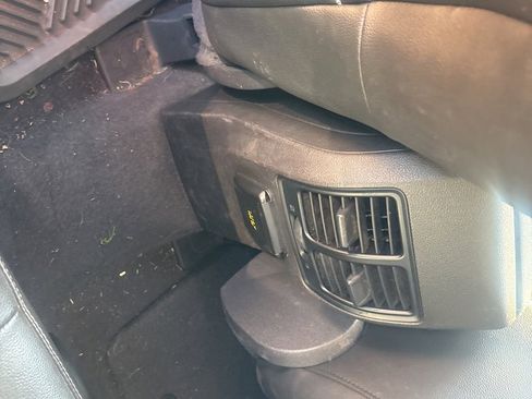 Used 2013 Ford Escape Titanium w/ Parking Technology Pkg image 9