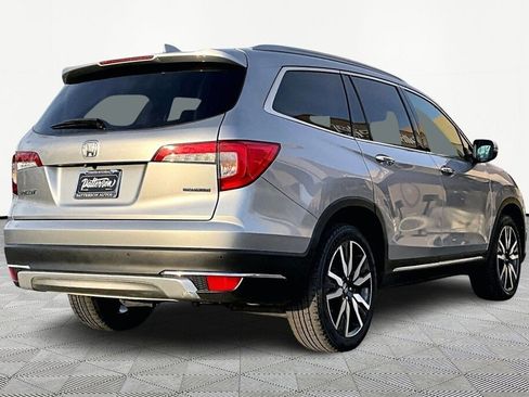 Used 2019 Honda Pilot Touring image 2