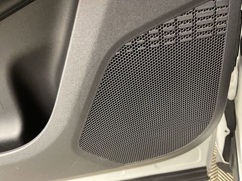 Used 2023 Toyota bZ4X XLE image 21