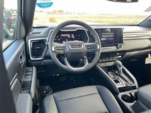 New 2026 GMC Canyon Elevation w/ Convenience Package image 11