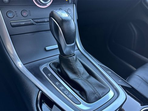 Used 2018 Ford Edge Titanium w/ Equipment Group 302A image 21