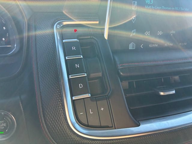 Used 2023 Chevrolet Tahoe RST w/ Luxury Package AWD/4WD image 28