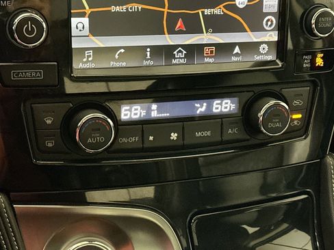 Used 2018 Nissan Maxima Platinum image 27