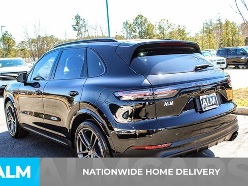 Used 2023 Porsche Cayenne S Platinum w/ Premium Package Plus image 5