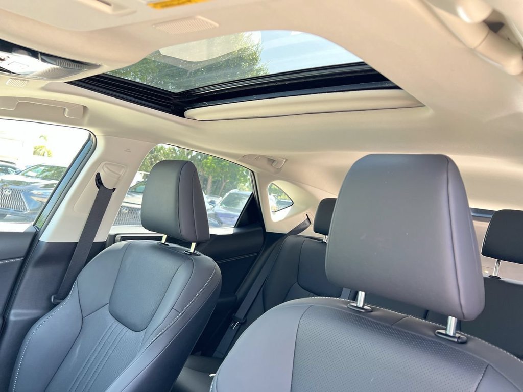 Used 2024 Lexus NX 350h AWD image 18