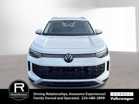 New 2026 Volkswagen Tiguan SE AWD/4WD image 3