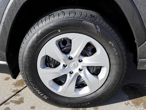 Certified 2024 Toyota RAV4 LE AWD/4WD image 12