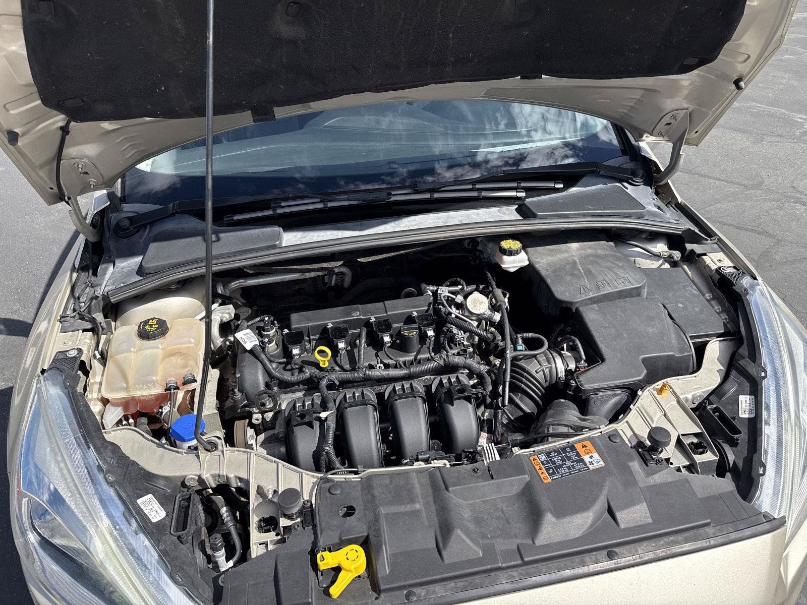 Used 2018 Ford Focus Titanium w/ Titanium Technology Package FWD image 26