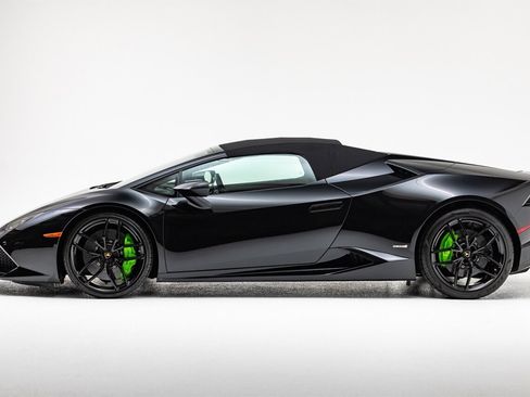 Used 2017 Lamborghini Huracan LP 610-4 image 8