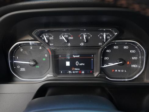 Used 2023 GMC Sierra 3500 AT4 w/ AT4 Preferred Package AWD/4WD image 11