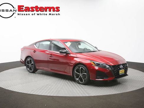 Used 2023 Nissan Altima 2.5 SR w/ SR Premium Package FWD image 48