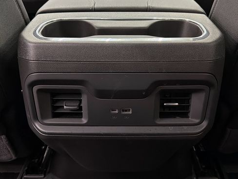 Used 2026 Chevrolet Silverado 1500 LT Trail Boss w/ LT Trail Boss Premium Package AWD/4WD image 38